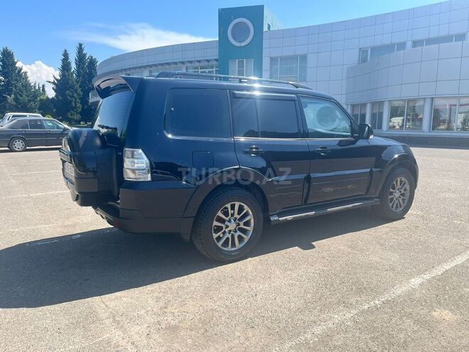 Mitsubishi Pajero 2007, 220,000 km - 3.5 l - Bakı