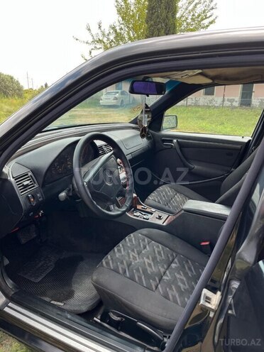 Mercedes C 250 1993, 581,001 km - 2.5 l - İmişli