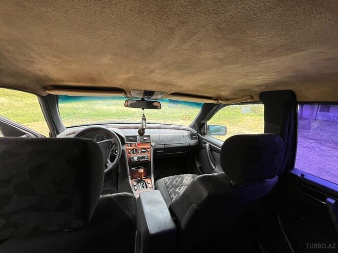 Mercedes C 250 1993, 581,001 km - 2.5 l - İmişli
