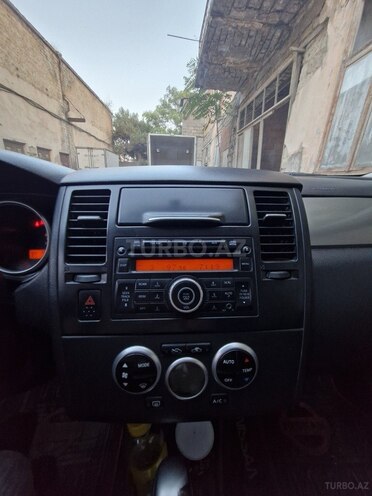 Nissan Tiida 2011, 380,000 km - 1.8 l - Bakı