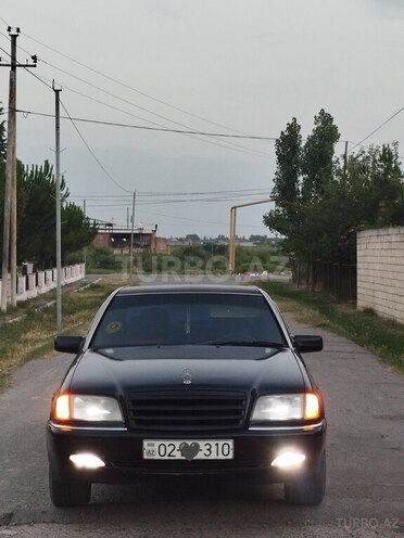 Mercedes C 250 1993, 581,001 km - 2.5 l - İmişli