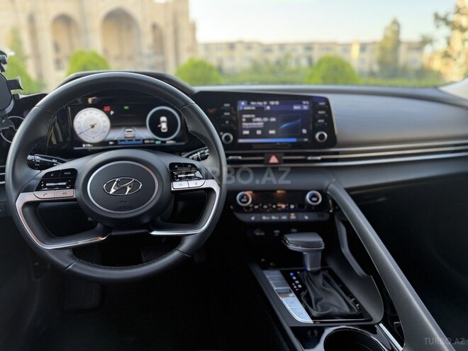 Hyundai Elantra 2021, 26,000 km - 2.0 l - Bakı