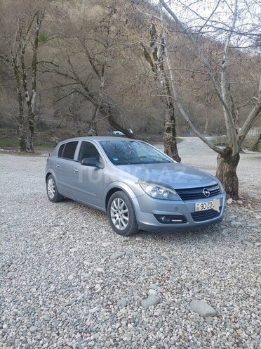 Opel Astra 2005, 320,007 km - 1.6 l - Qusar