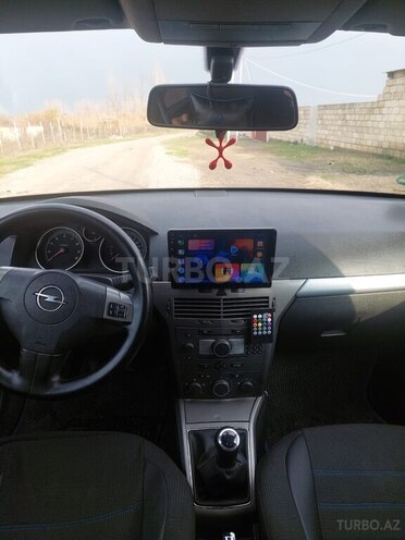 Opel Astra 2005, 320,007 km - 1.6 l - Qusar