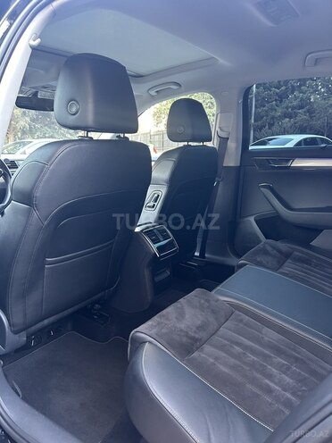 Skoda Superb 2022, 860,000 km - 2.0 л - Bakı