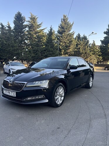 Skoda Superb 2022, 860,000 km - 2.0 л - Bakı