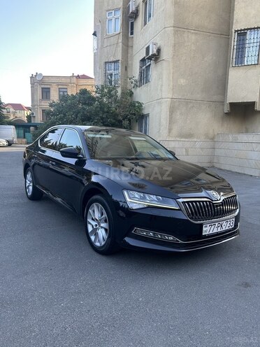 Skoda Superb 2022, 860,000 km - 2.0 л - Bakı
