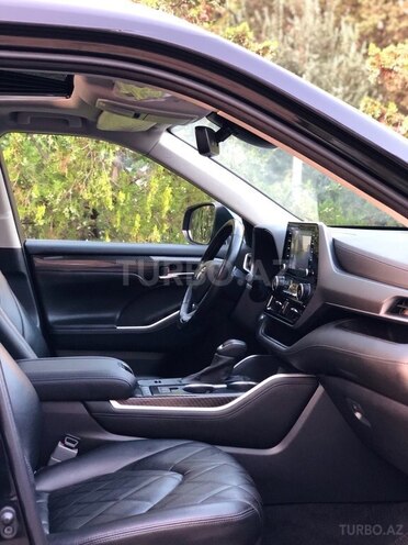 Toyota Highlander 2022, 45,500 km - 2.5 l - Bakı