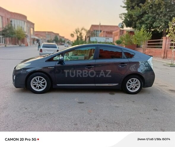 Toyota Prius 2010, 413,000 km - 1.8 l - Gəncə
