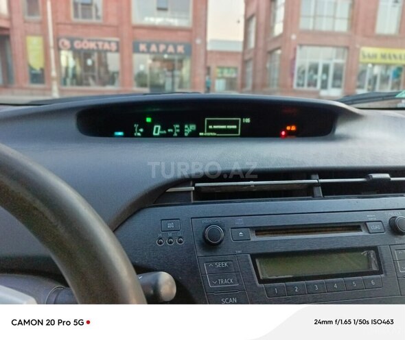 Toyota Prius 2010, 413,000 km - 1.8 l - Gəncə