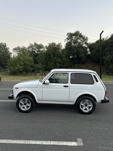 LADA (VAZ) Niva 2024, 19,000 km - 1.7 л - Zaqatala