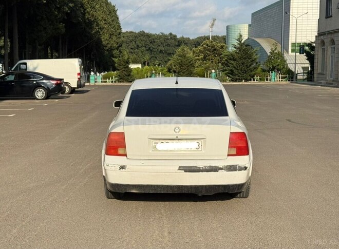 Volkswagen Passat 1998, 252,525 km - 1.8 л - Masallı
