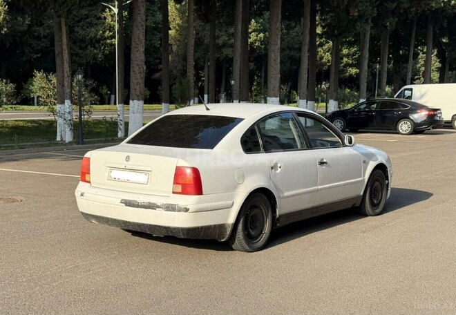 Volkswagen Passat 1998, 252,525 km - 1.8 л - Masallı