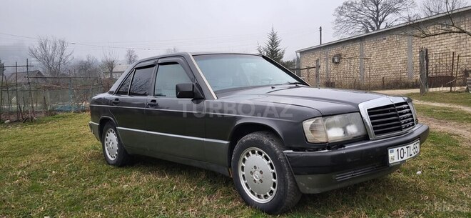 Mercedes 190 1990, 520,000 km - 2.0 л - Astara