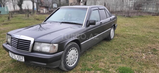 Mercedes 190 1990, 520,000 km - 2.0 л - Astara