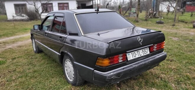 Mercedes 190 1990, 520,000 km - 2.0 л - Astara