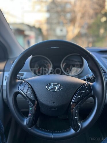 Hyundai Elantra 2015, 225,749 km - 1.8 л - Bakı