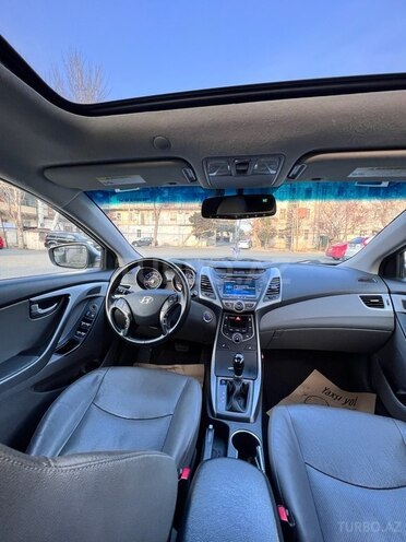Hyundai Elantra 2015, 225,749 km - 1.8 л - Bakı