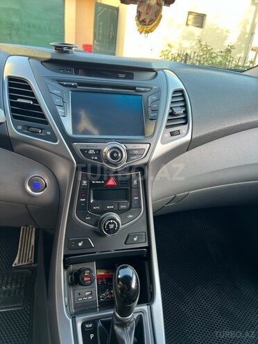 Hyundai Elantra 2015, 225,749 km - 1.8 л - Bakı