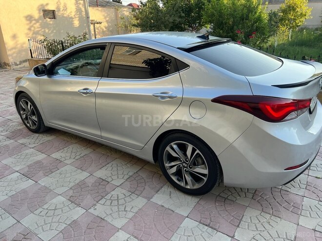 Hyundai Elantra 2015, 225,749 km - 1.8 л - Bakı