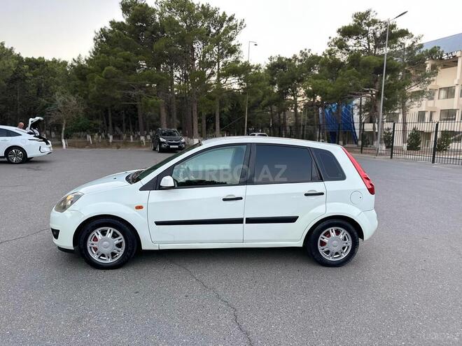 Ford Fiesta 2006, 151,000 km - 1.6 л - Sumqayıt