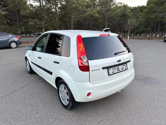 Ford Fiesta 2006, 151,000 km - 1.6 л - Sumqayıt