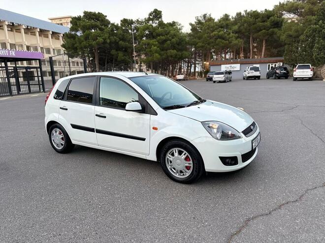 Ford Fiesta 2006, 151,000 km - 1.6 л - Sumqayıt