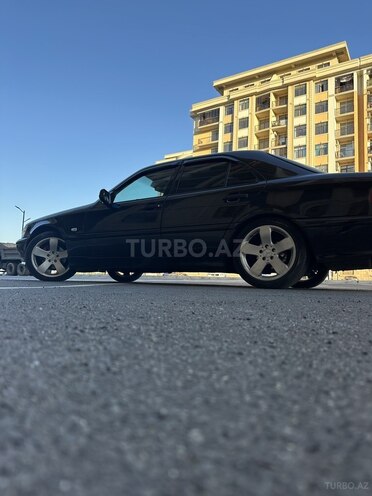 Mercedes C 220 1999, 413,000 km - 2.2 l - Sumqayıt