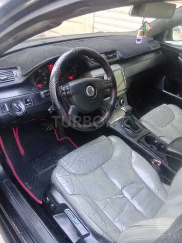 Volkswagen Passat 2005, 300,000 km - 3.6 l - Bakı