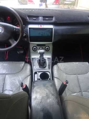 Volkswagen Passat 2005, 300,000 km - 3.6 l - Bakı