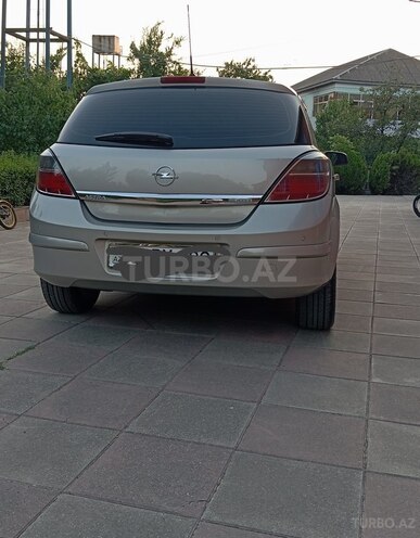 Opel Astra 2009, 300,000 km - 1.3 l - Masallı