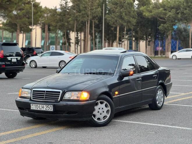 Mercedes C 250 1998, 323,000 km - 2.5 l - Sumqayıt