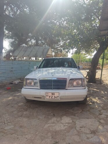 Mercedes E 200 1993, 530,772 km - 2.0 l - Ağsu