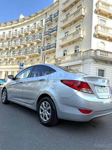 Hyundai Accent 2014, 100,000 km - 1.6 l - Bakı
