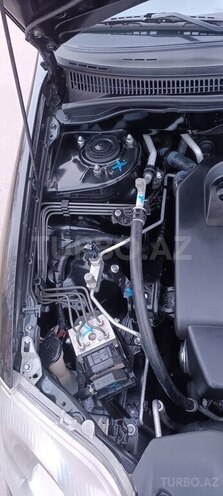 Toyota Corolla 2005, 221,085 km - 1.4 l - Şəki