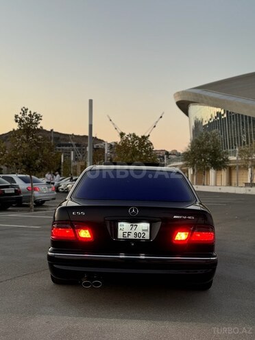 Mercedes E 320 2001, 328,000 km - 3.2 l - Bakı