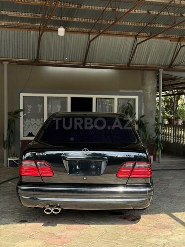Mercedes E 320 2001, 328,000 km - 3.2 l - Bakı