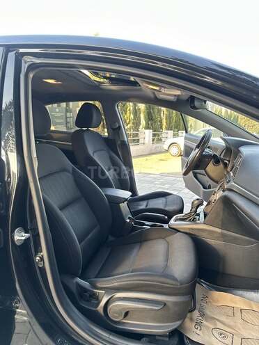Hyundai Elantra 2017, 138,570 km - 2.0 л - Bərdə