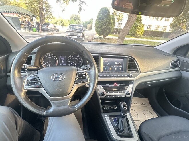 Hyundai Elantra 2017, 138,570 km - 2.0 л - Bərdə