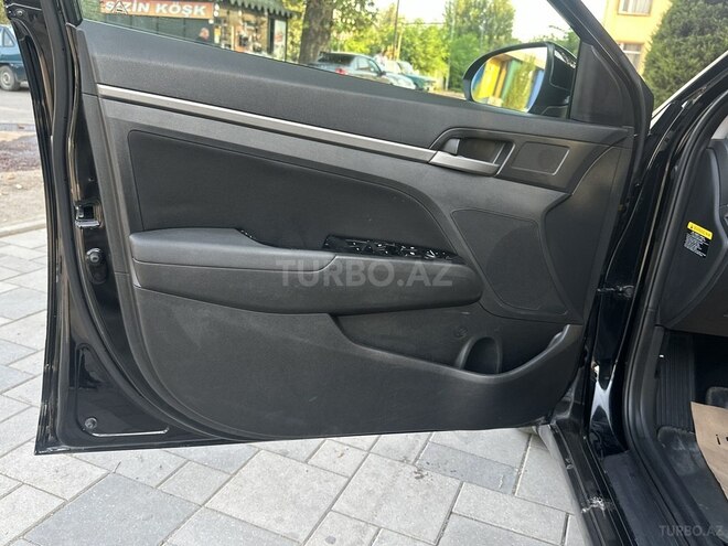 Hyundai Elantra 2017, 138,570 km - 2.0 л - Bərdə