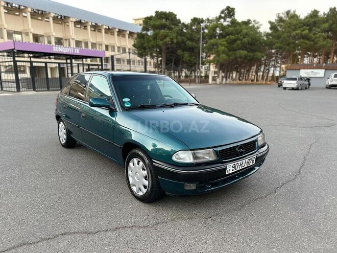 Opel Astra 1997, 325,000 km - 1.6 l - Sumqayıt