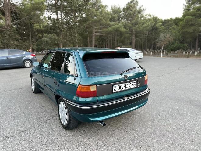 Opel Astra 1997, 325,000 km - 1.6 l - Sumqayıt