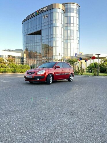 Kia Rio 2007, 205,000 km - 1.6 l - Şəki