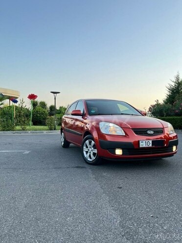 Kia Rio 2007, 205,000 km - 1.6 l - Şəki