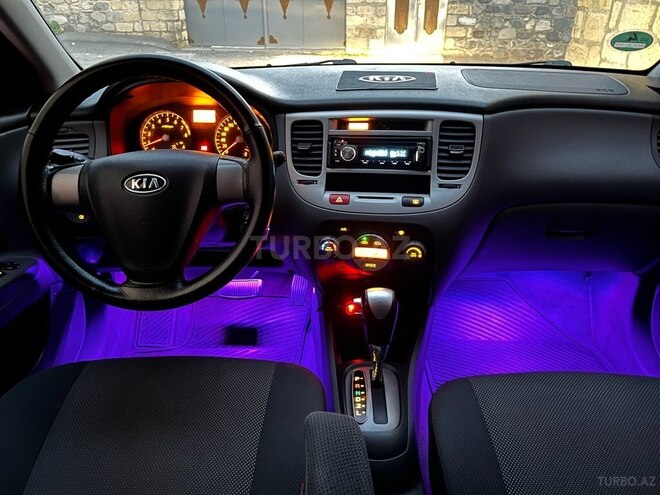 Kia Rio 2007, 205,000 km - 1.6 l - Şəki