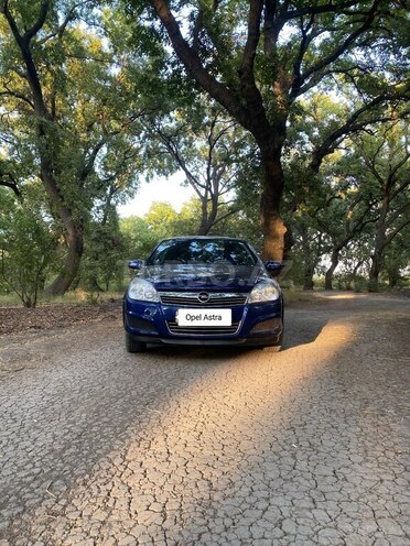 Opel Astra 2009, 212,000 km - 1.4 l - Ağdam