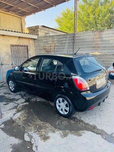 Kia Rio 2010, 486,527 km - 1.5 l - Biləsuvar