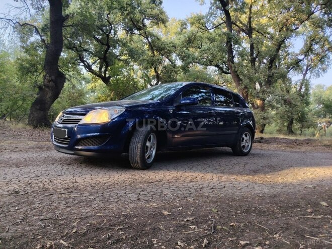 Opel Astra 2009, 212,000 km - 1.4 l - Ağdam