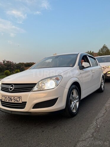 Opel Astra 2010, 219,209 km - 1.4 l - Dəliməmmədli