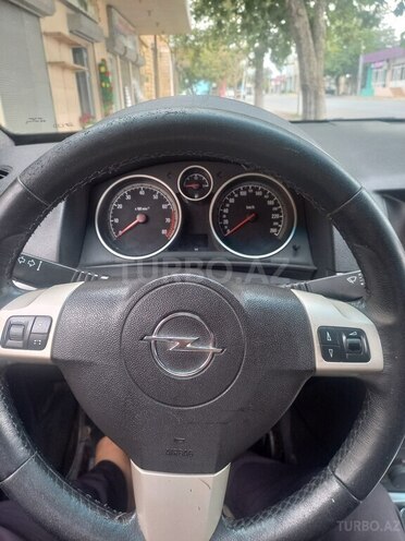 Opel Astra 2010, 219,209 km - 1.4 l - Dəliməmmədli